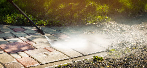 Best Pool Deck Cleaning  in Glasgow, MT